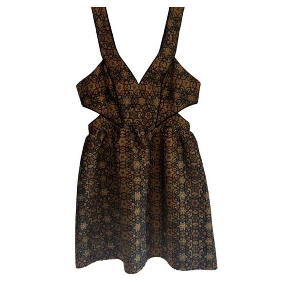 Urban Outfitters Ecote Cathedral Party Dress Size 0 - Picture 4 of 8